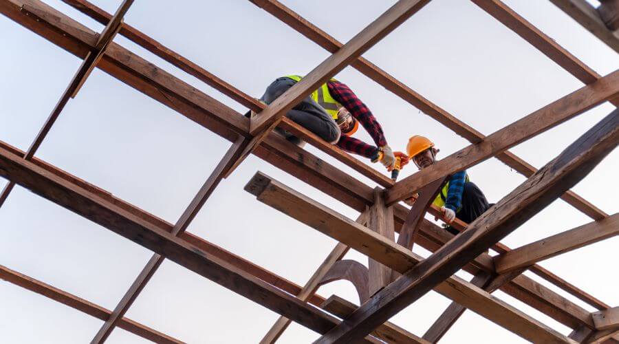 Expert new roof installation services in Highlands, TX